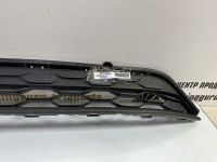 Решетка переднего бампера Volkswagen Tiguan 2 дорестайлинг 2016  OEM 5NA853677F