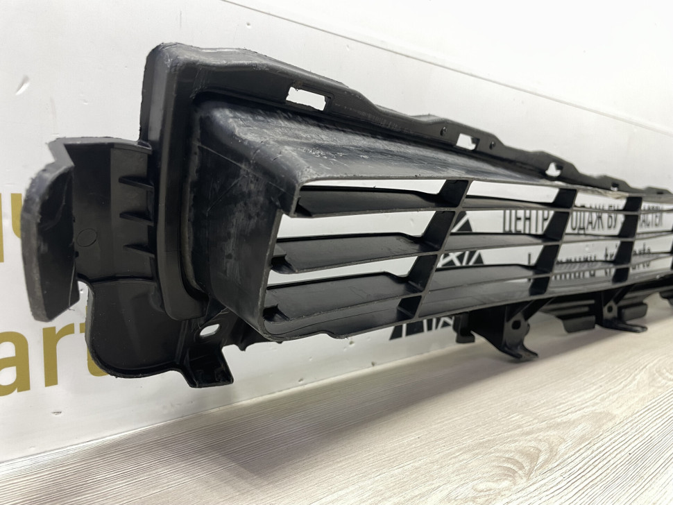 Решетка переднего бампера Toyota Land Cruiser Prado 150 OEM 5312260090