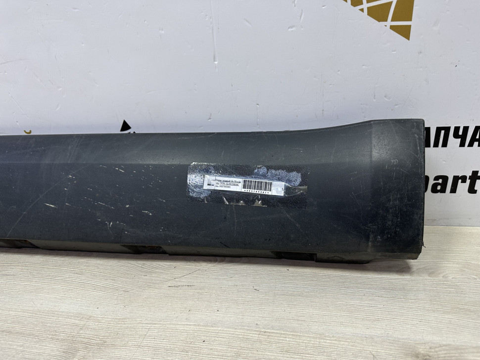 Порог правый бу Skoda Yeti OEM 5L0853856C