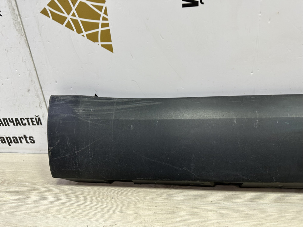Порог правый бу Skoda Yeti OEM 5L0853856C