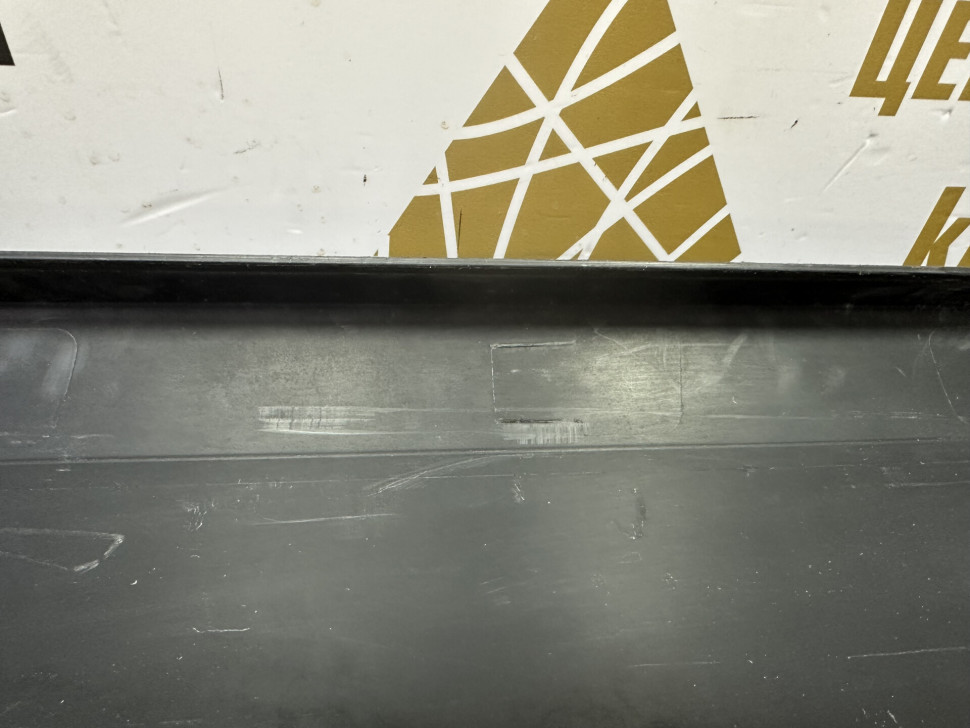 Порог правый бу Skoda Yeti OEM 5L0853856C Порог правый бу Skoda Yeti OEM 5L0853856C