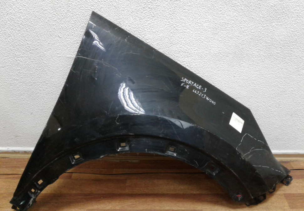 Крыло переднее правое Kia Sportage 3 (10-16) вмятина