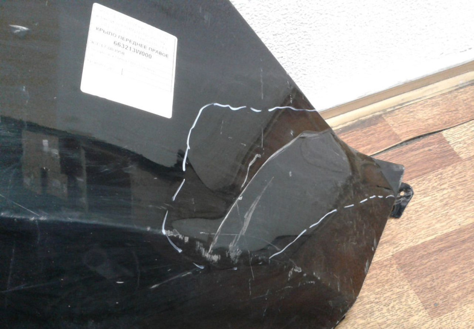 Крыло переднее правое Kia Sportage 3 (10-16) вмятина