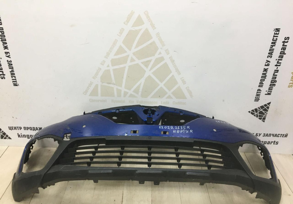 Бампер передний Renault Kaptur OEM 620222180R