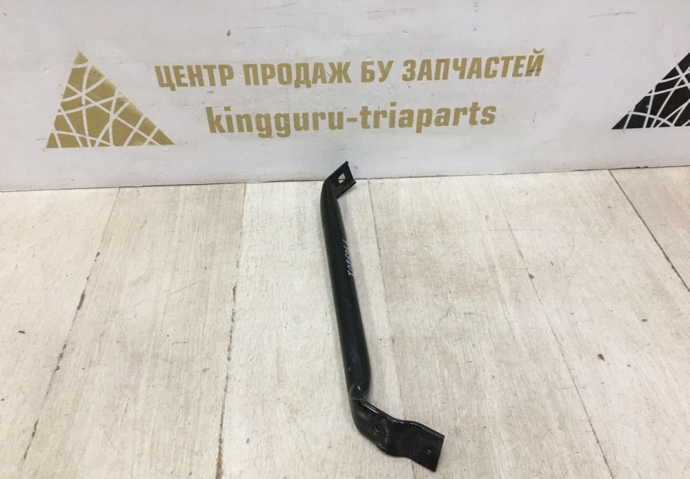 Жесткость передней панели правый нижний BMW X5 G05 OEM 51647469802 Жесткость передней панели правый нижний BMW X5 G05 OEM 51647469802