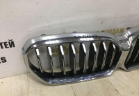 Решетка радиатора BMW 5 G30 рестайлинг OEM 9464219