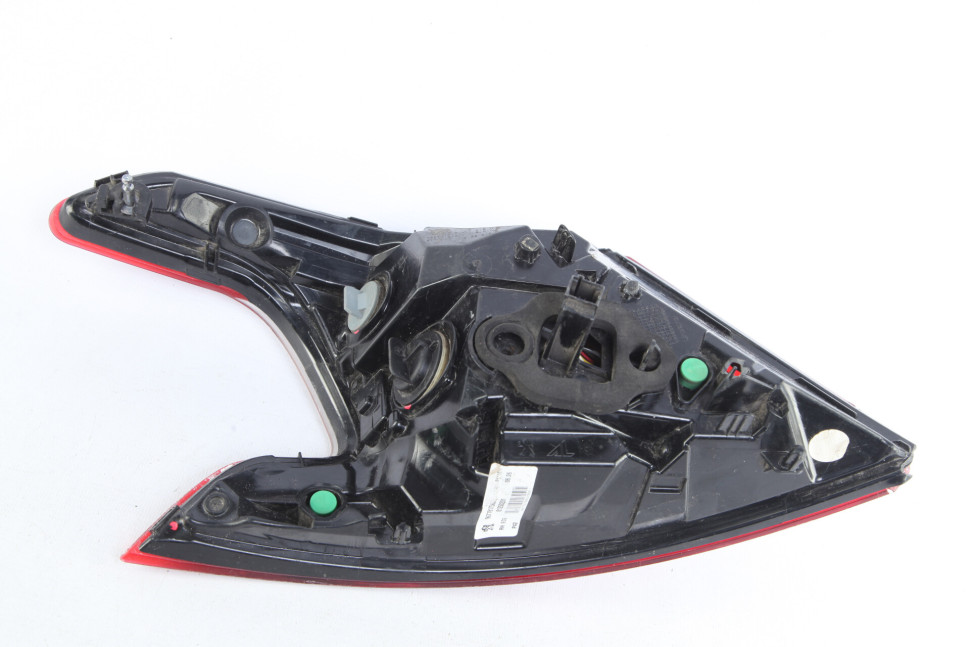 Фонарь задний правый Peugeot 308 Пежо 308 OEM 9677817580