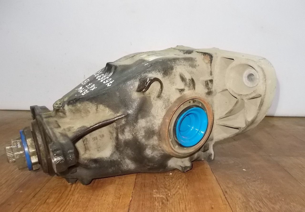 Задний редуктор бу BMW X5 F15 (3.15) OEM 33107636992 Задний редуктор бу BMW X5 F15 (3.15) OEM 33107636992