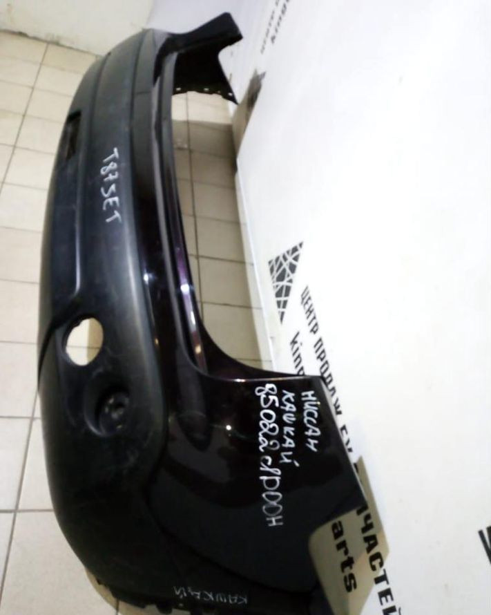 Бампер задний Nissan Qashqai J10 oem 85022jd00h (скл-3) Бампер задний Nissan Qashqai J10 oem 85022jd00h (скл-3)