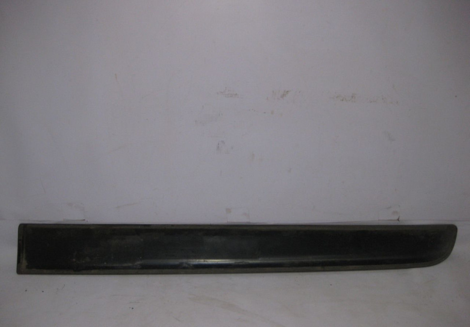 Накладка двери передняя правая Suzuki sx4 oem 990e079j07000 (скл-3)