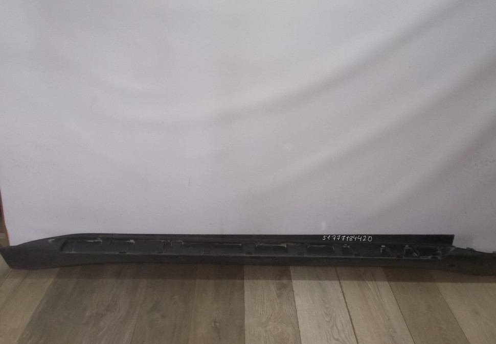 Порог правый BMW X6 E71 OEM 51777184420