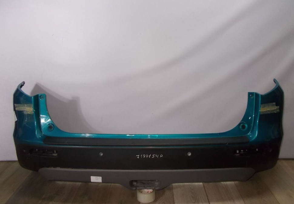 Бампер задний бу Suzuki Vitara 2 OEM 7181154P