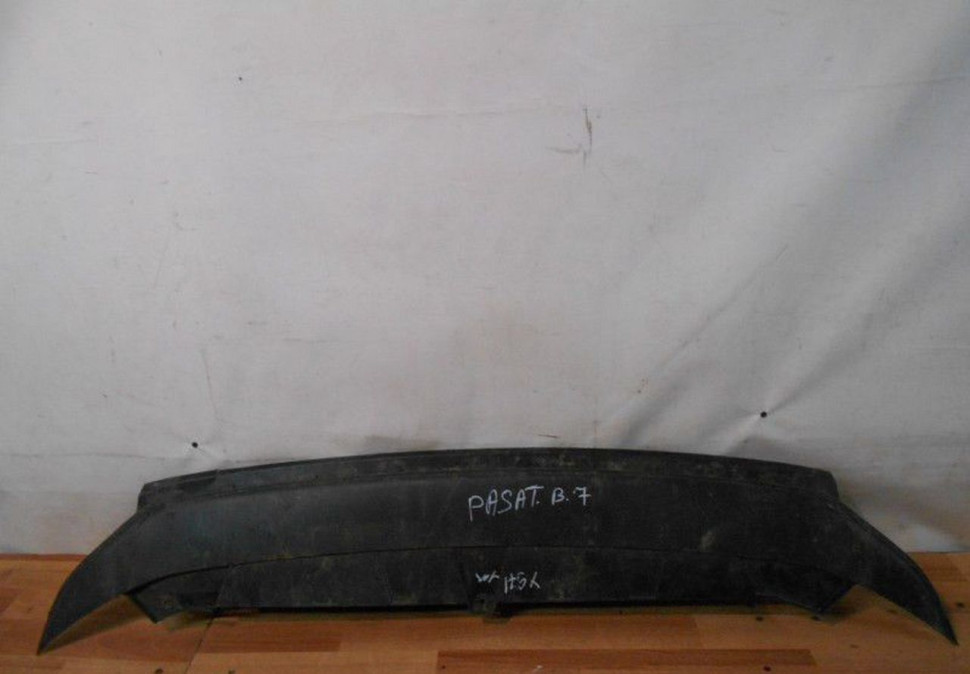 Пыльник пер бампера Volkswagen Passat B7 бу с дефектом (Скл-1)