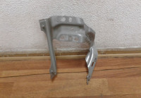 Кронштейн крыла правый Volkswagen Tiguan 2 oem 5na821136B