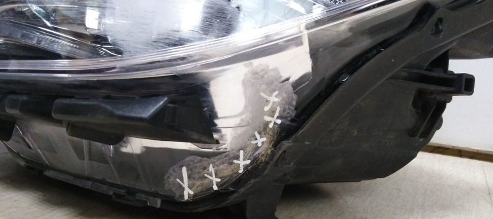 Фара левая LED Genesis G70 17> oem 92101g9130 Фара левая LED Genesis G70 17> oem 92101g9130