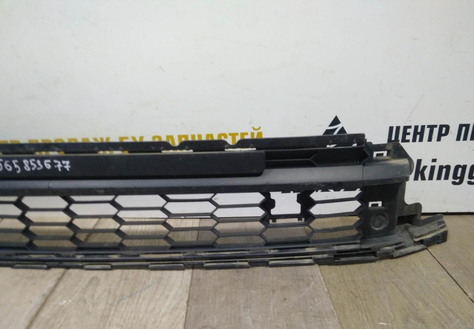 Решетка переднего бампера бу Skoda Kodiaq OEM 565853677