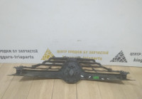 Решетка радиатора бу Renault Kaptur OEM 623103985R