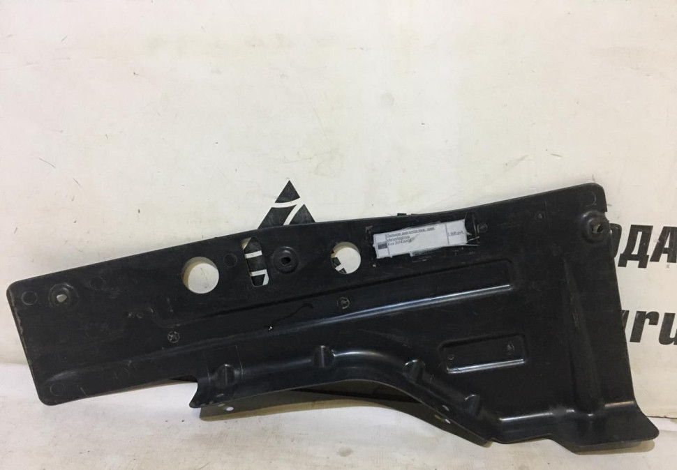 Пыльник двигателя правый chevrolet cruze oem 13239610 (скл-3)