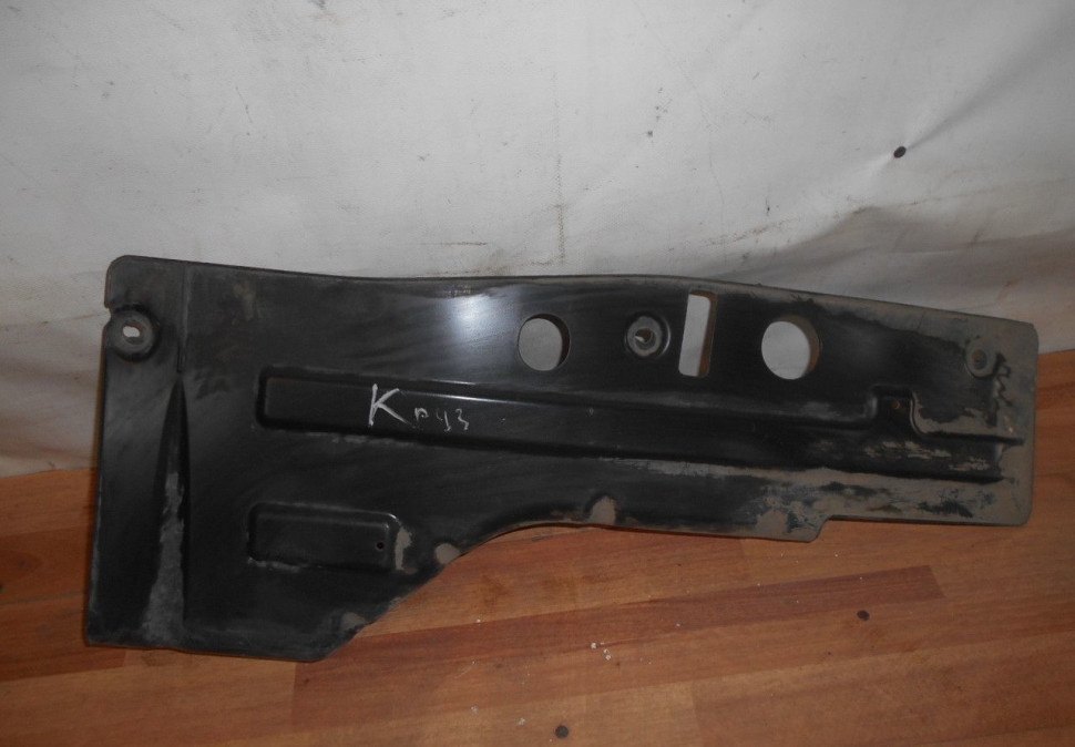 Пыльник двигателя правый chevrolet cruze oem 13239610 (скл-3)