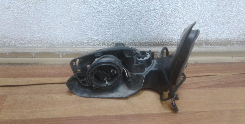 Корпус зеркала левый Volkswagen Polo oem 6ru857501 (слом. часть) Корпус зеркала левый Volkswagen Polo oem 6ru857501 (слом. часть)