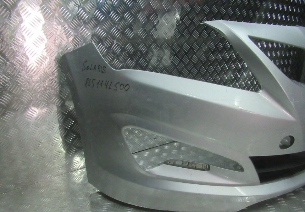 Бампер передний Hyundai Solaris 1 (14-17) oem 865114L500 (трещина,небольшая вмятина) Бампер передний Hyundai Solaris 1 (14-17) oem 865114L500 (трещина,небольшая вмятина)
