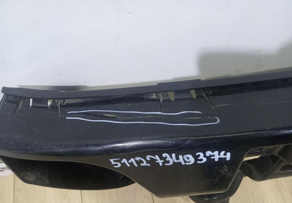 Кронштейн заднего бампера центральный бу BMW X6 F16 OEM 51127349374