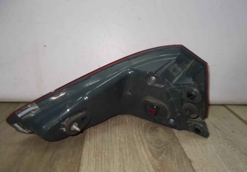 Фонарь диодный внешний правый бу BMW 5 G30 OEM 63217376464