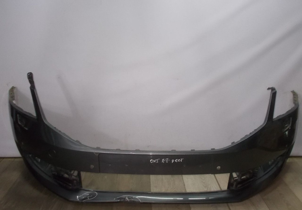 Бампер передний бу Skoda Octavia A7 рестайлинг OEM 5EU807221F