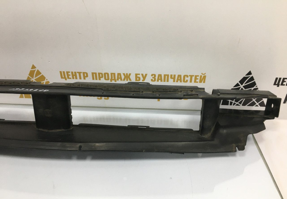 Воздуховод радиатора нижний BMW 5 G30 OEM 51137359838