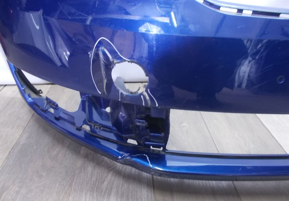 Бампер передний бу Skoda Rapid OEM 60U807221F (В)