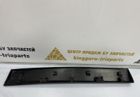 Молдинг двери задний правый BMW X1 F48 OEM 51137352094