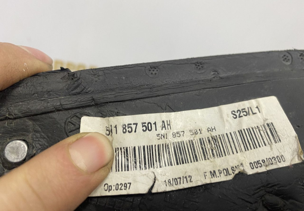 Зеркало левое Volkswagen Tiguan 1 2007 9k OEM 5N1857501AH Зеркало левое Volkswagen Tiguan 1 2007 9k OEM 5N1857501AH