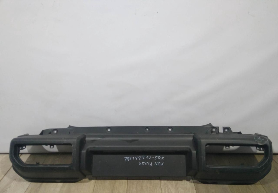 Бампер задний бу Suzuki Jimny FF OEM 7181178R10