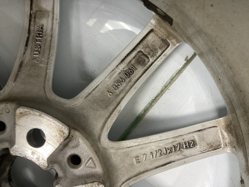 Диск колесный литой R17 BMW X1 F48 OEM 36116856061