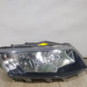 Фара галоген правая бу Skoda Octavia A7 до рестайлинг OEM 5E1941016