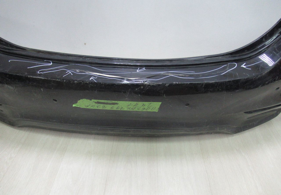 Бампер задний Hyundai Solaris 2 oem 86611h5000 (трещина) Бампер задний Hyundai Solaris 2 oem 86611h5000 (трещина)