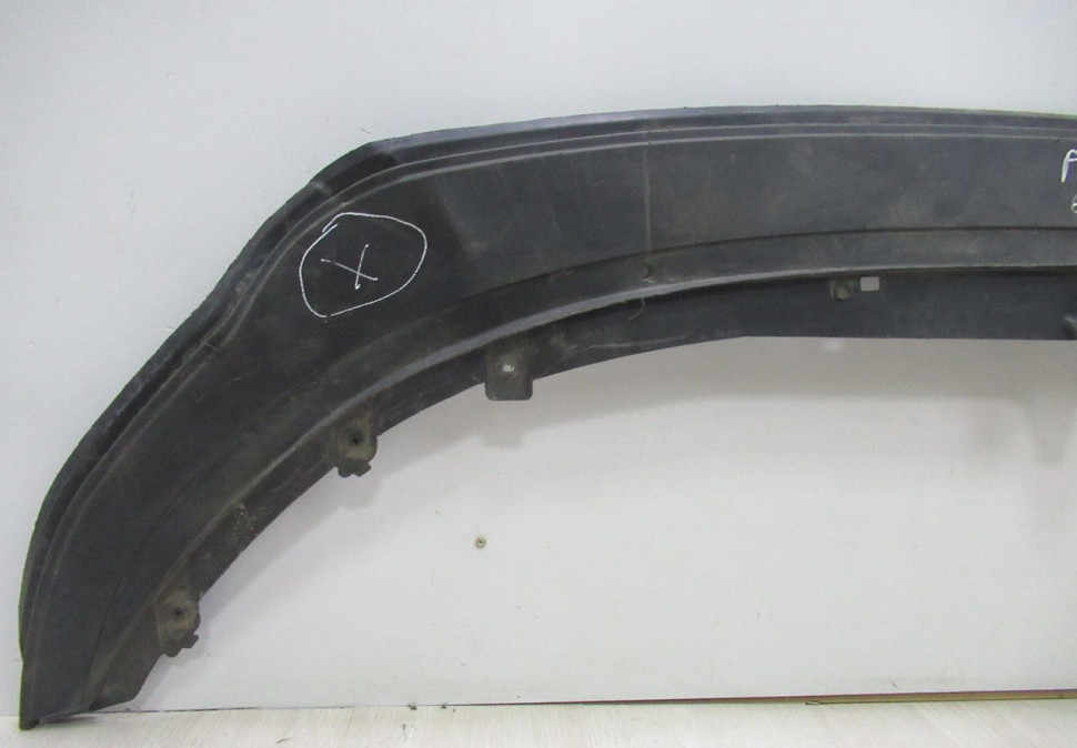 Спойлер переднего бампера Volkswagen Polo 5 рест oem 6RU805915A (вмятина)