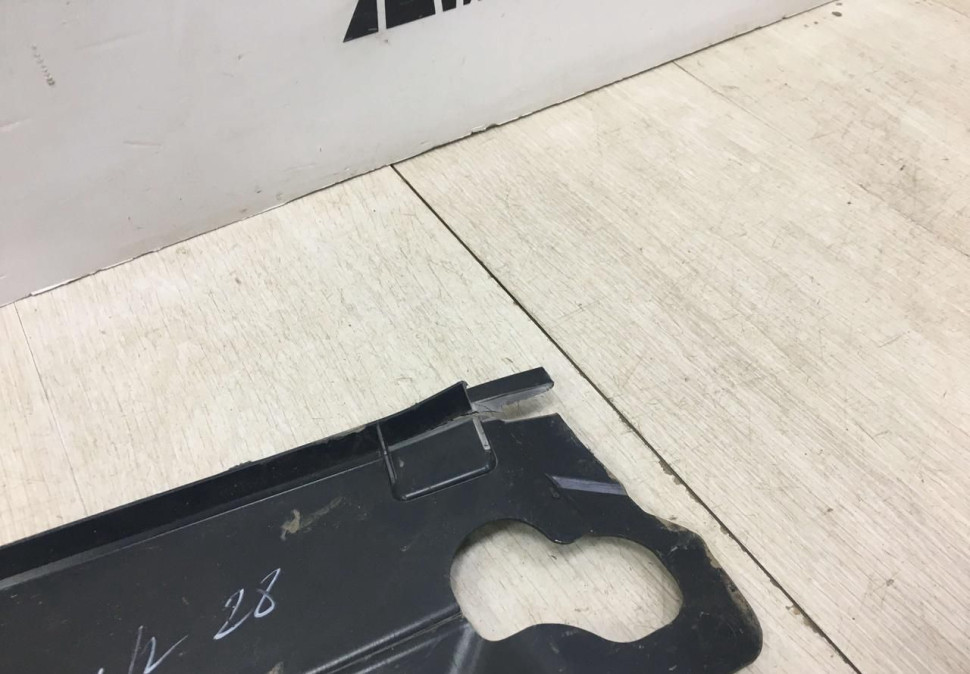 Накладка передней панели Skoda Rapid 2 OEM 60U853343 Накладка передней панели Skoda Rapid 2 OEM 60U853343