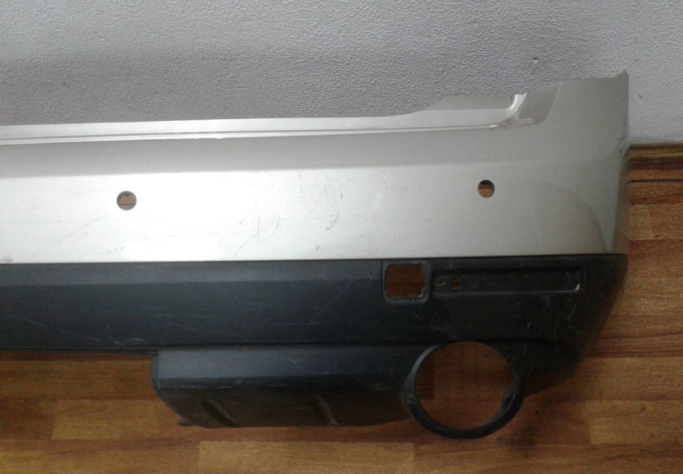 Бампер задний с юбкой Cadillac SRX oem 55106720 (скл-3) Бампер задний с юбкой Cadillac SRX oem 55106720 (скл-3)