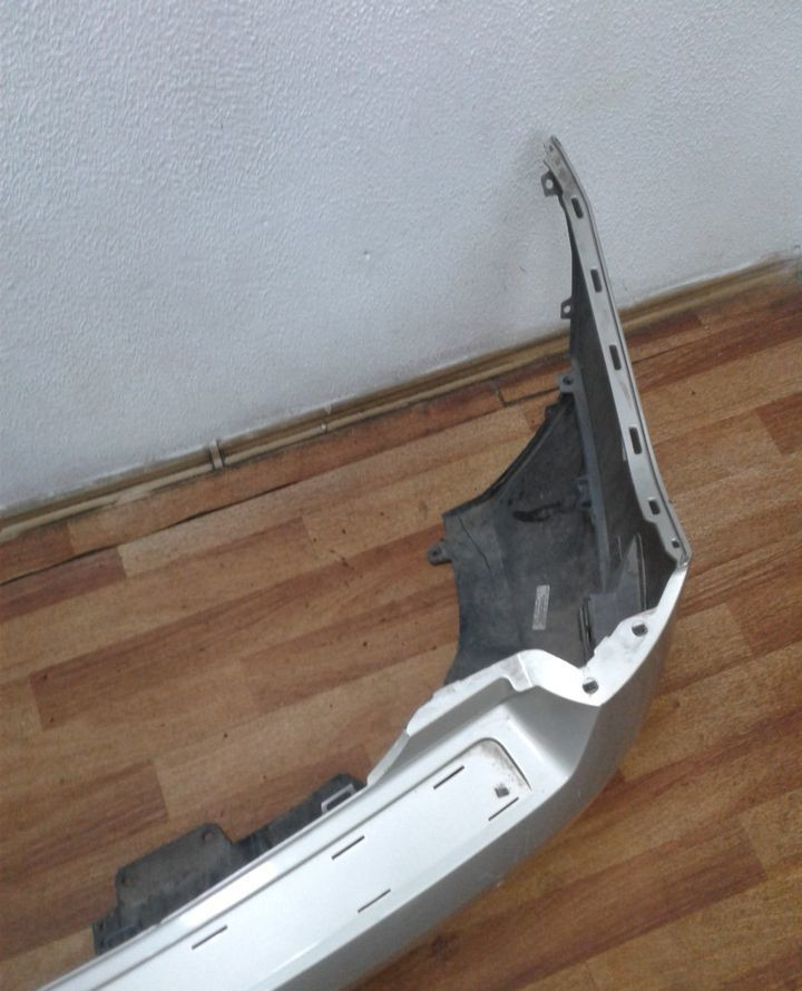 Бампер задний с юбкой Cadillac SRX oem 55106720 (скл-3) Бампер задний с юбкой Cadillac SRX oem 55106720 (скл-3)