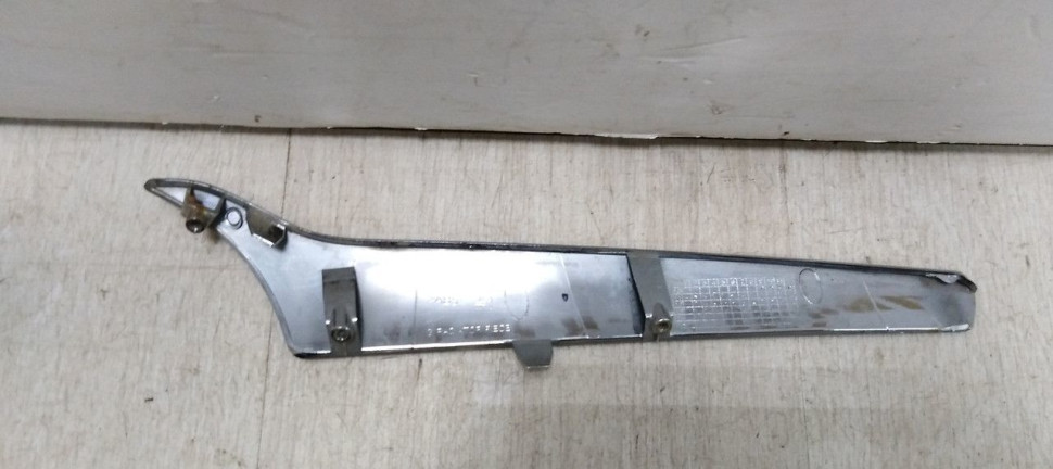 Молдинг решетки радиатора левый Hyundai Solaris 1 дорест 10-14 oem 863531R000 Молдинг решетки радиатора левый Hyundai Solaris 1 дорест 10-14 oem 863531R000