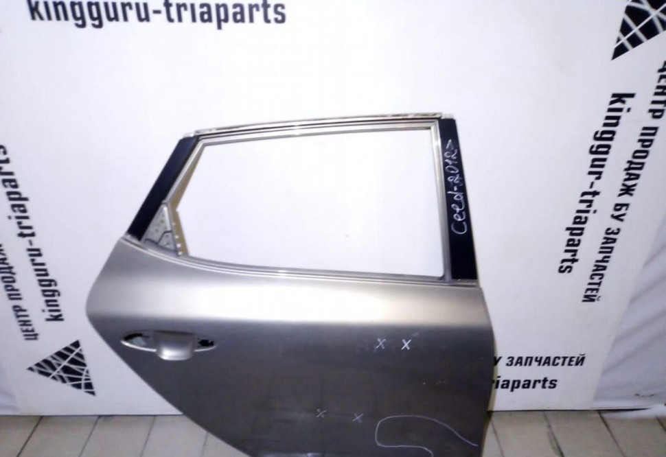 Дверь задняя правая Kia Ceed 2012-2018 oem 77004A2000  (скл-3)