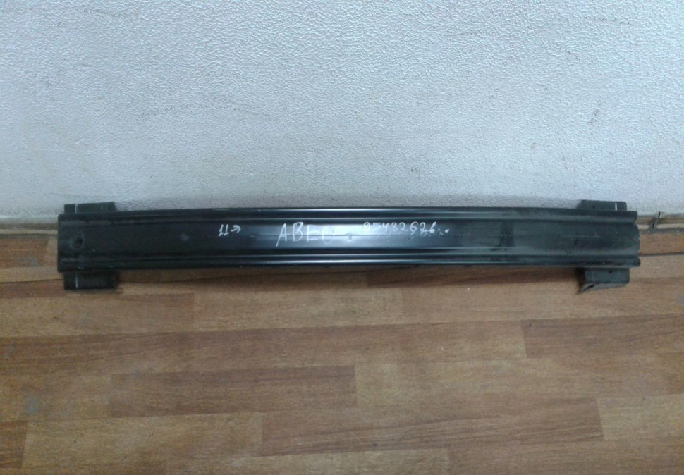 Усилитель переднего бампера Chevrolet Aveo T300 oem 95482621