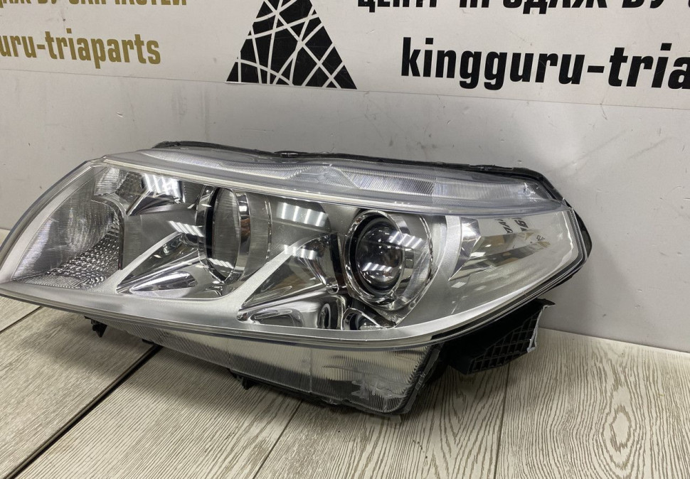 Фара галоген левая Suzuki Vitara 2 OEM 3532054P20