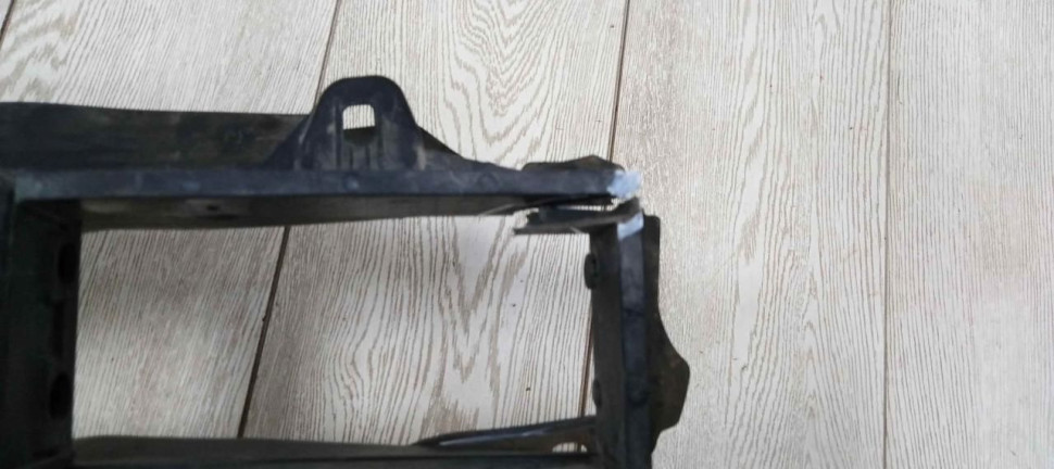 Воздуховод радиатора нижний BMW Х7 G07 OEM 51647459189 Воздуховод радиатора нижний BMW Х7 G07 OEM 51647459189