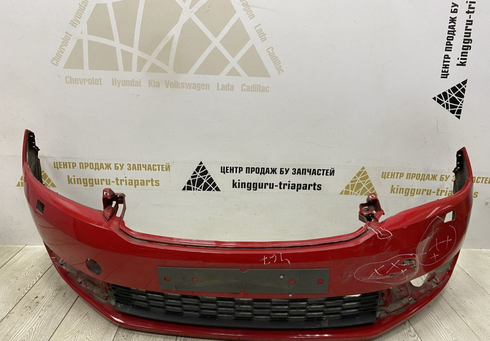 Бампер передний Skoda Rapid OEM 60U807221F