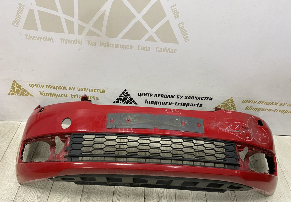 Бампер передний Skoda Rapid OEM 60U807221F Бампер передний Skoda Rapid OEM 60U807221F