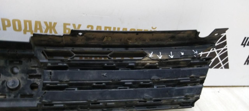 Решетка радиатора Volkswagen Touareg 2 NF рестайлинг 2014-2018 oem 7P6853651L Решетка радиатора Volkswagen Touareg 2 NF рестайлинг 2014-2018 oem 7P6853651L