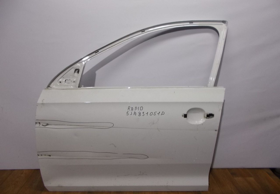 Дверь передняя левая бу Skoda Rapid OEM 5JA831051D