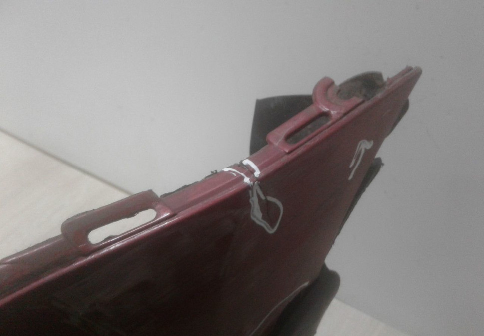 Бампер задний Volkswagen Polo sedan до рест oem 6RU807421D (трещины) (Слом.1креп.)